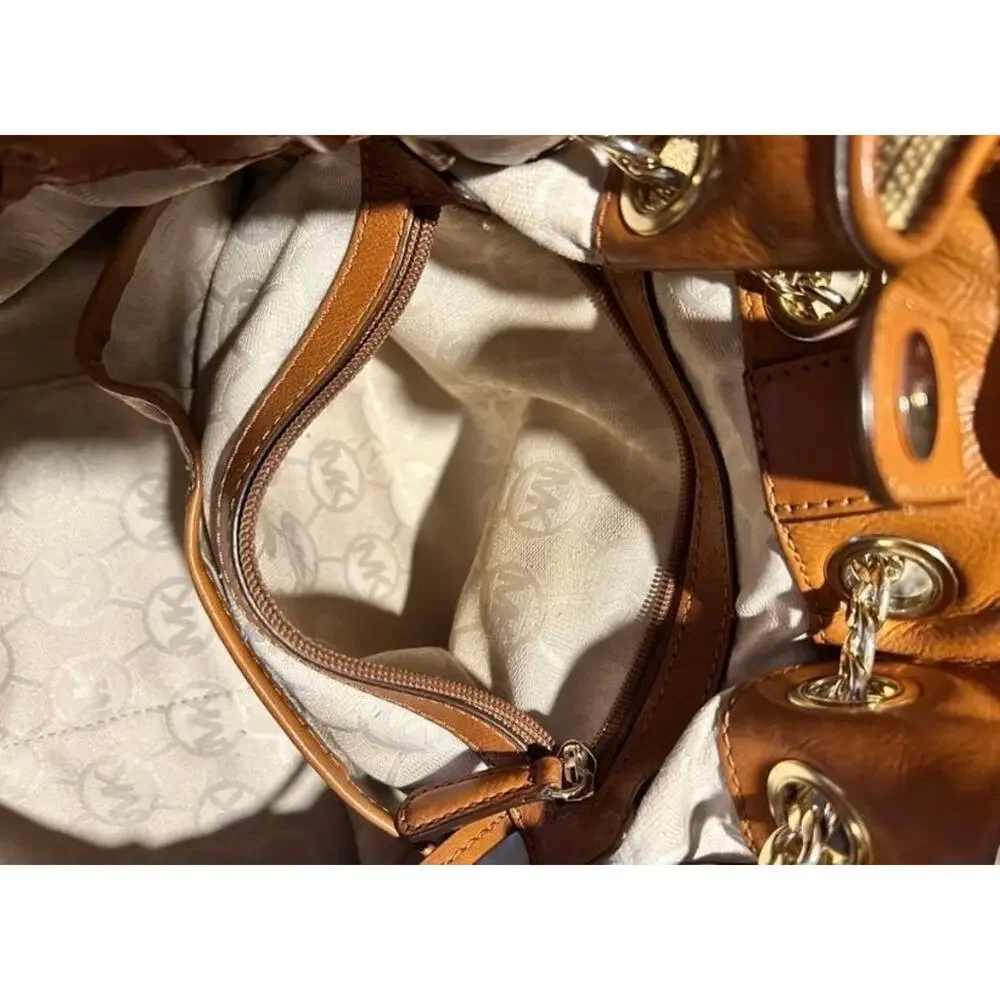 EUC- Michael KORS Tan Brown Large Woven Straw Bag